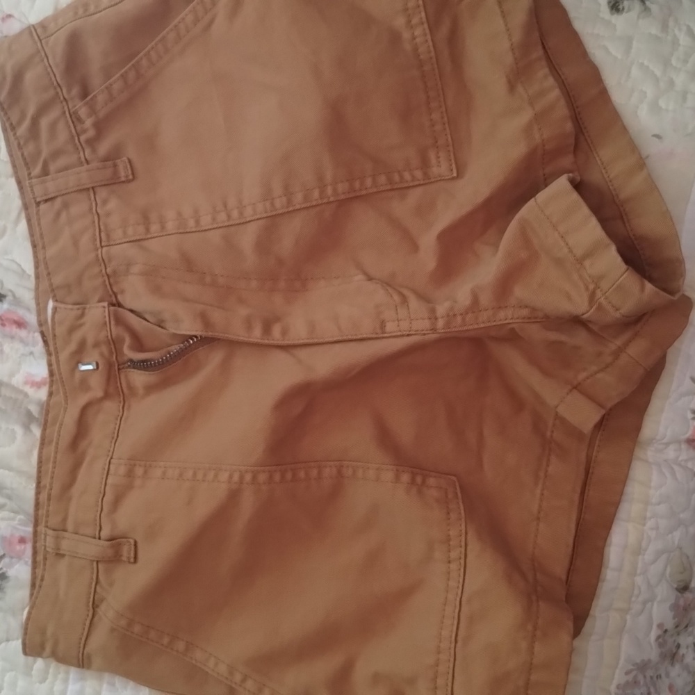 Forever 21 brown shorts